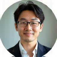 カスタマーサポート・マーケティング 田中亮介
